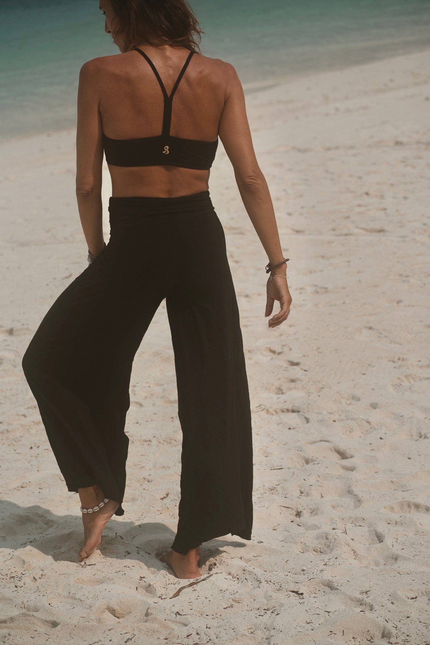 Black Leyla set