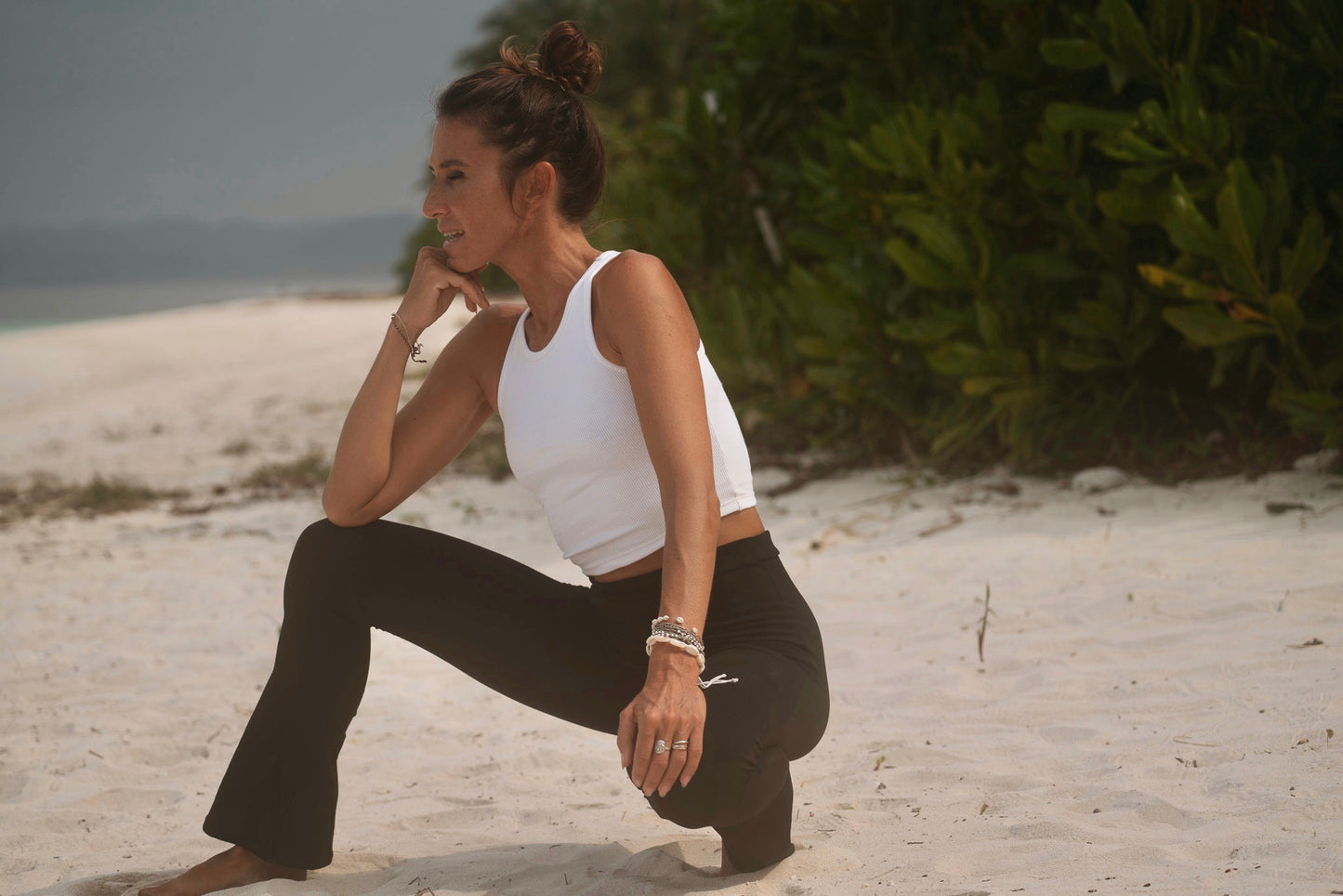 Black organic flares legging