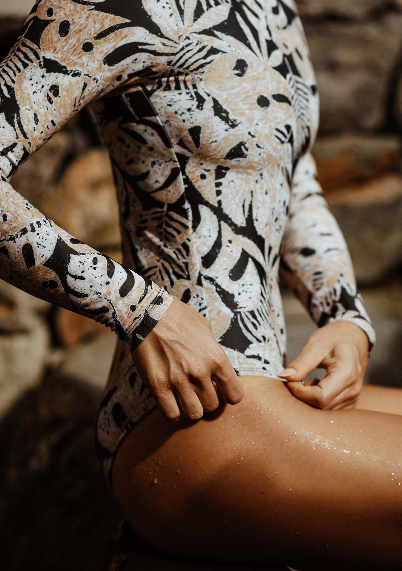 Tropical back-zip surf body