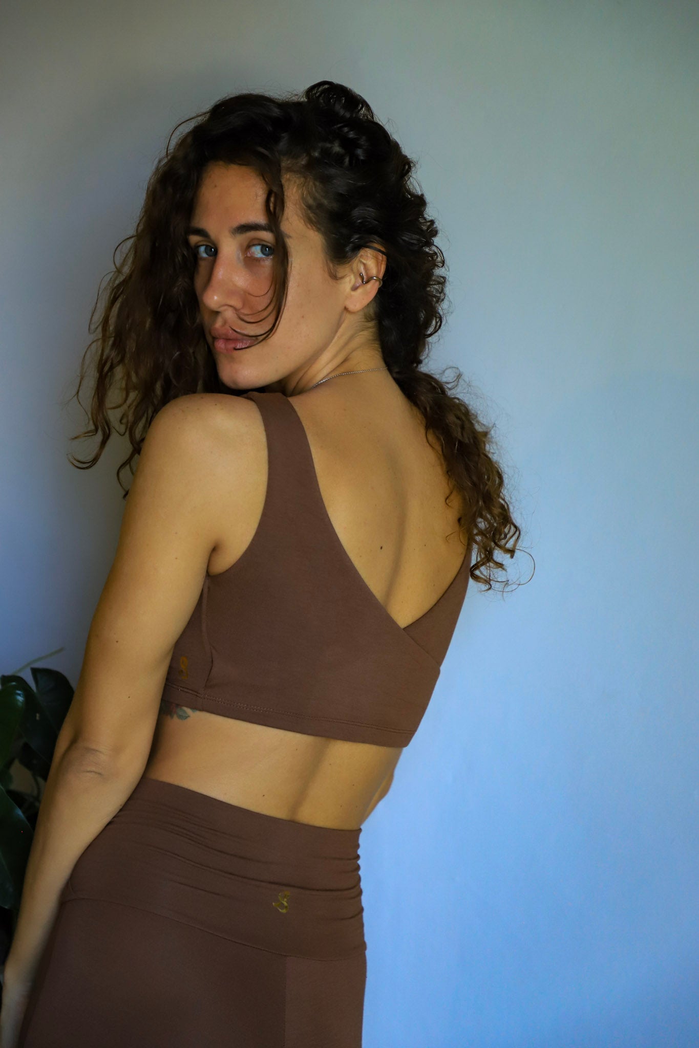 Smooth two sides brown top