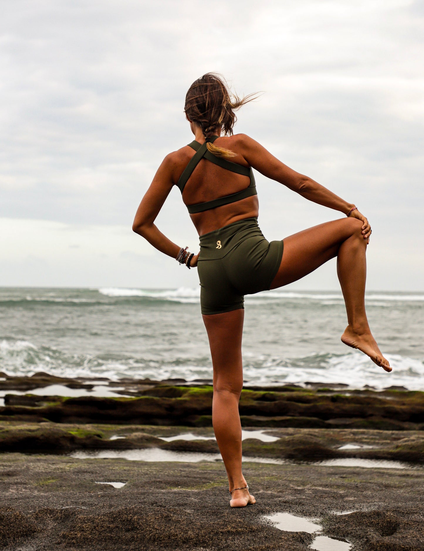 Organic short dark olive set