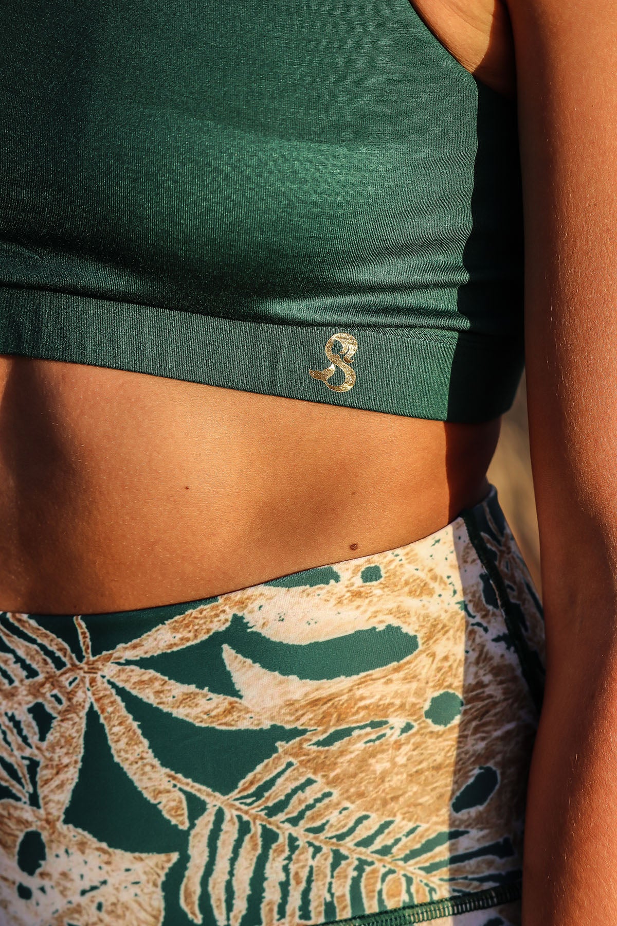Smooth Chakra green top