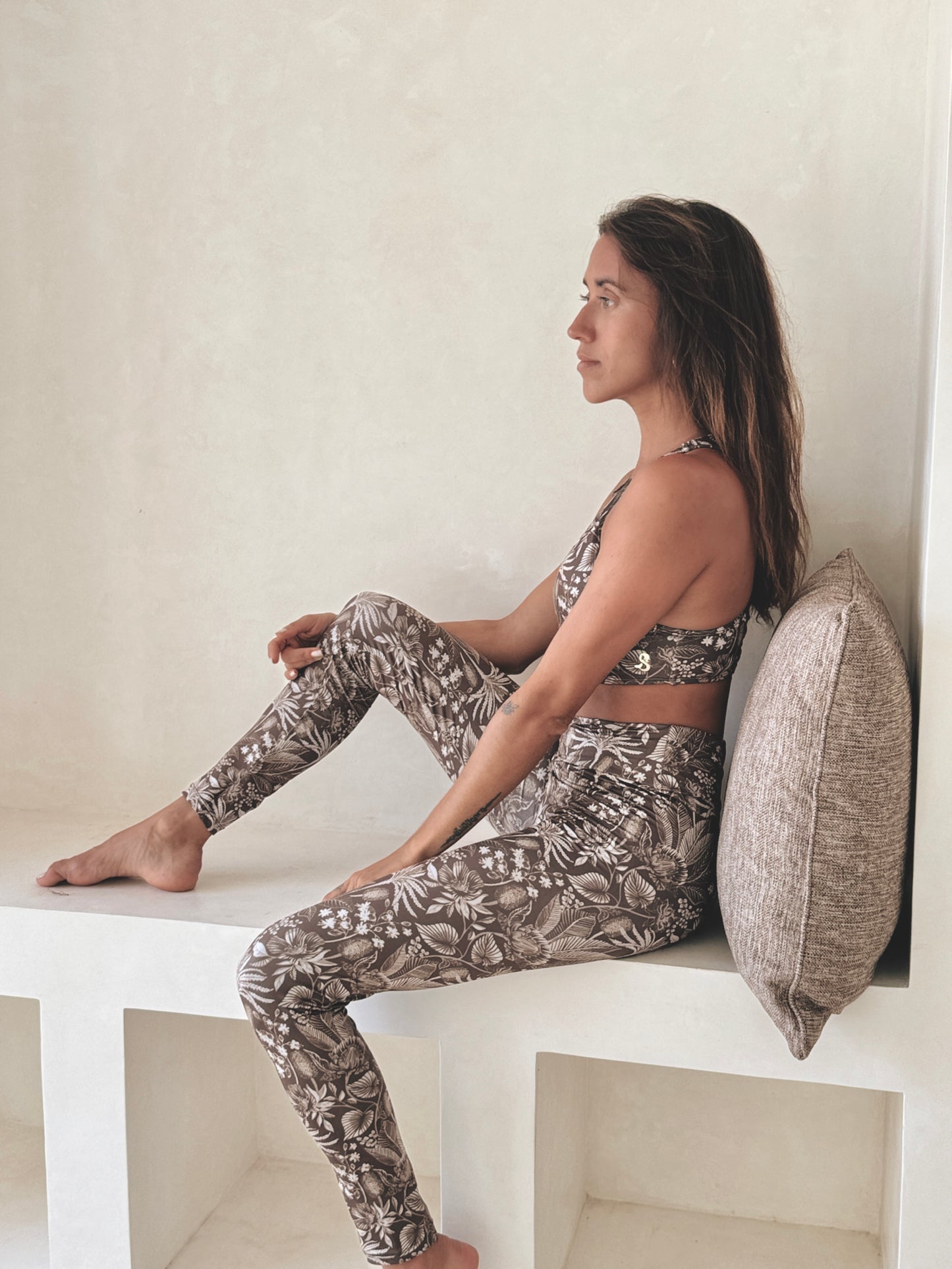 Brown Island Bloom Yoga Set