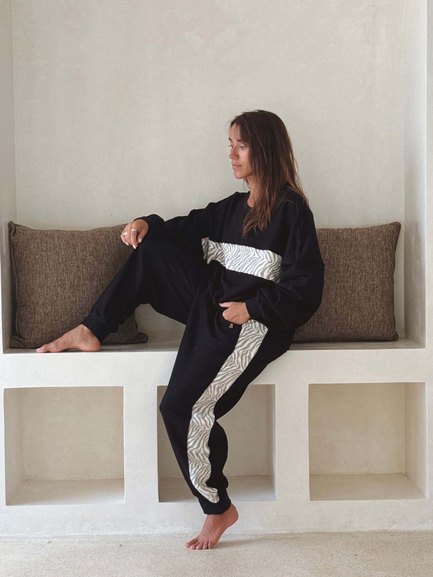 Zebra Organic Cotton jumper and soft pants set